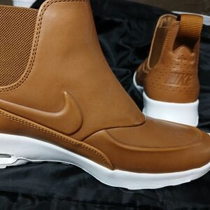 Nike Woman's Brown Slip-On Sneakers